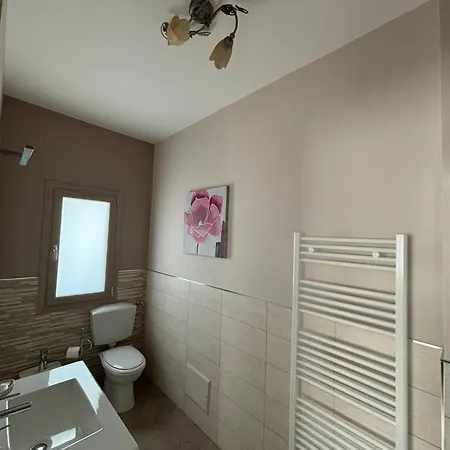 Πανσιόν Sunset House *