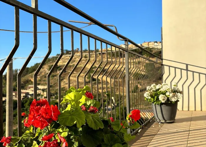 بيت ضيافة Sunset House Aidone